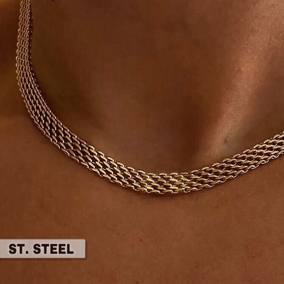 Jewelry - ⚜️[𝟯/$𝟯𝟴]⚜️NEW Gold Watch Band Bold Stainless Steel Necklace